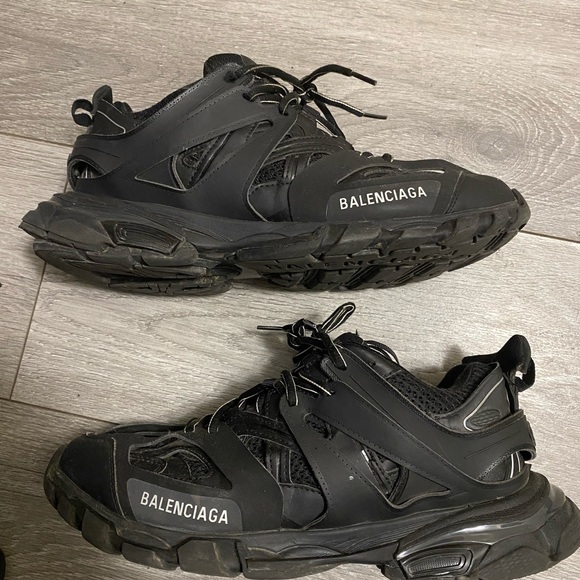 Balenciagas tracks size 10 eu44 don’t want them no more trying to get more - Picture 4 of 8